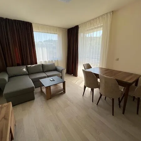 Apartment Rabi Park *