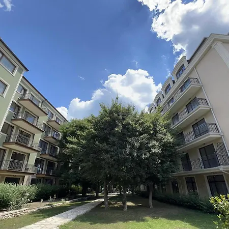 Rabi Park Apartment Saints Constantine and Helena