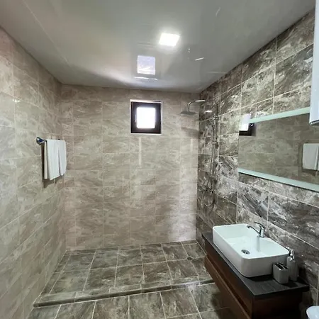 Rabi Park Apartment *